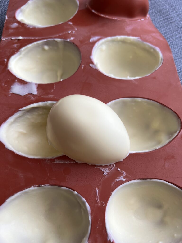 Keto deser wielkanocny jajeczka na miękko, bez cukru