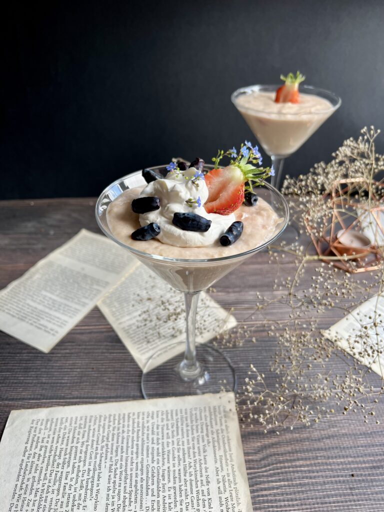 Domowy budyń rabarbarowy, keto, bez cukru, bez sztucznych aromatów