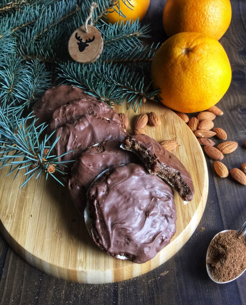 Keto pierniczki Elisenlebkuchen bez cukru i bez glutenu