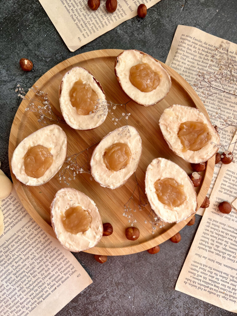 Keto jajeczka czekoladowe "Kinder Bueno" z karmelem