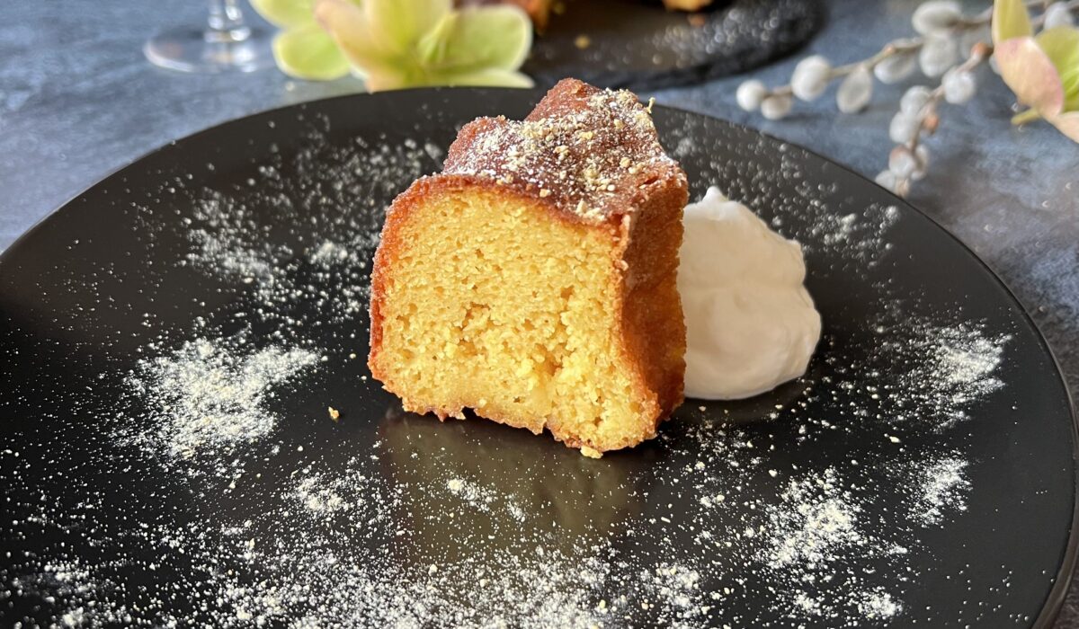 Keto babka wielkanocna "Rum Baba"