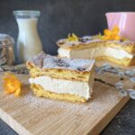 Keto karpatka z kremem waniliowym