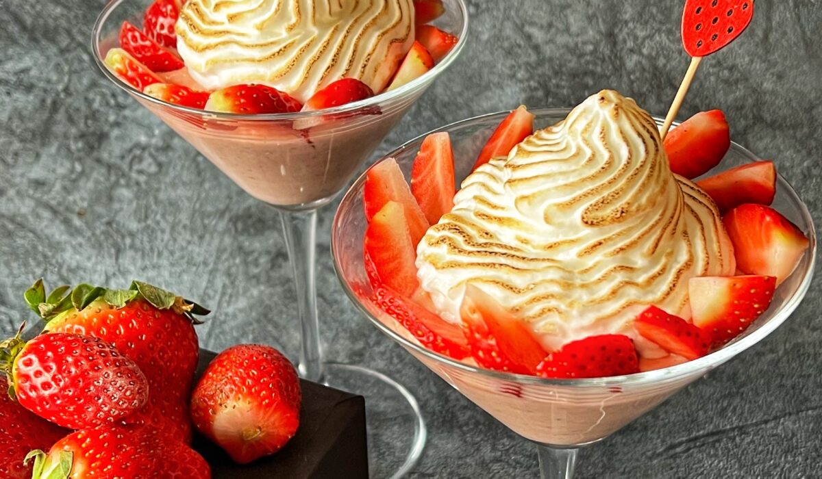 Domowy budyń truskawkowy bez dodatku cukru