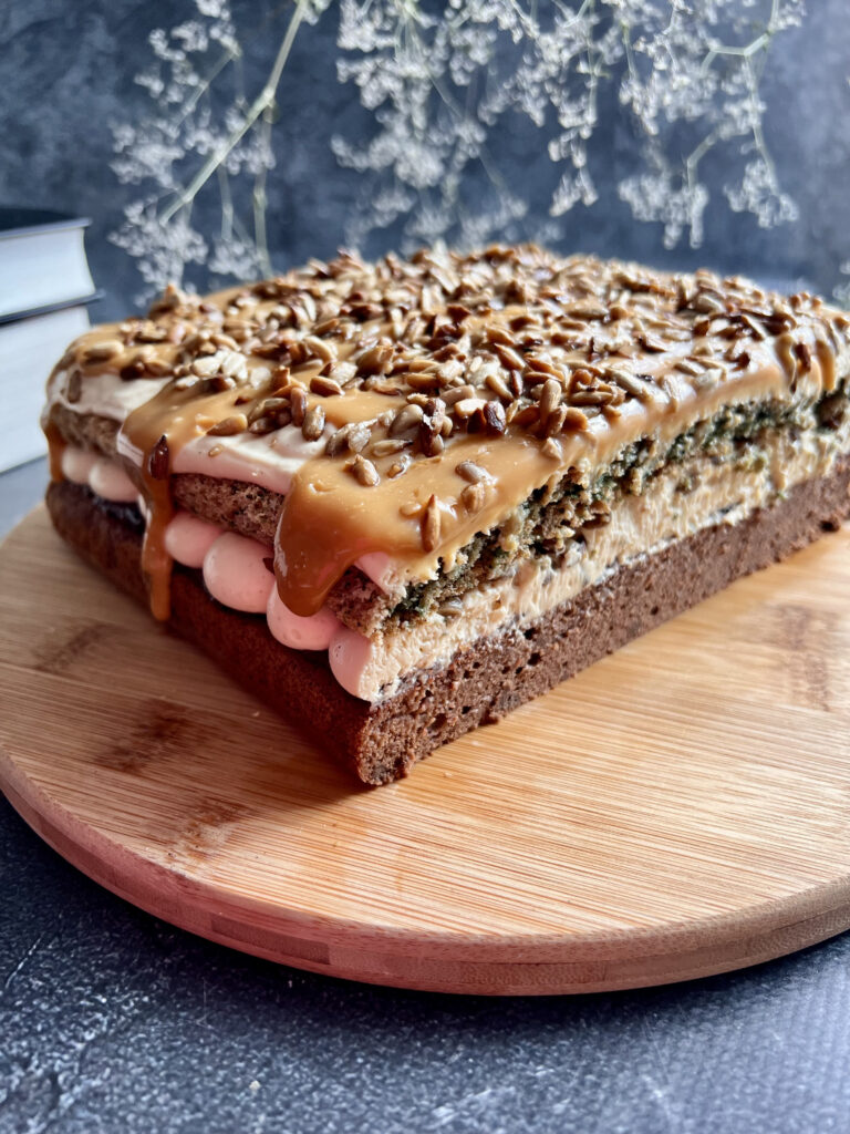 Keto ciasto słonecznikowiec - bez cukru i bez glutenu