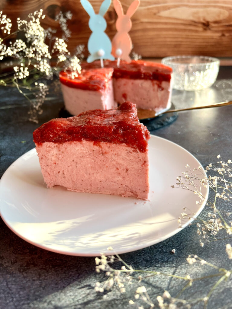 Fit sernik na zimno - podwójnie truskawkowy