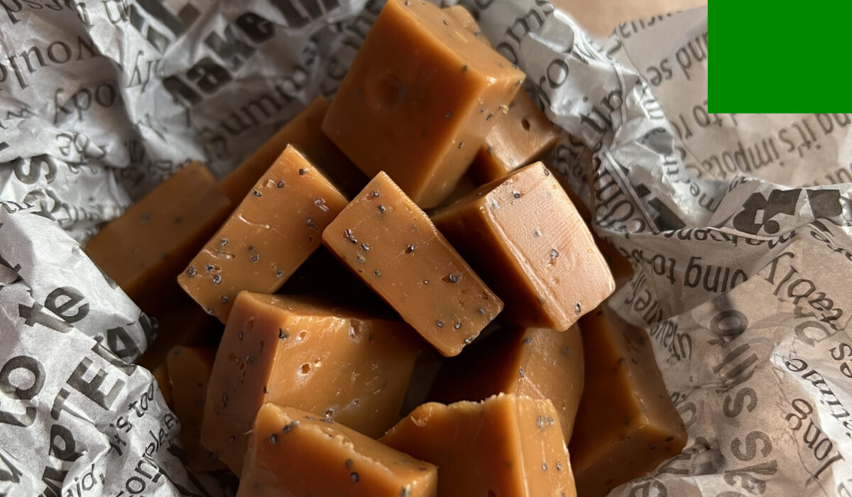 Keto krówki z makiem - domowe cukierki bez cukru