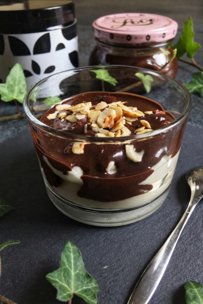 Keto Nutella - pyszny krem czekoladowo orzechowy bez cukru i bez laktozy