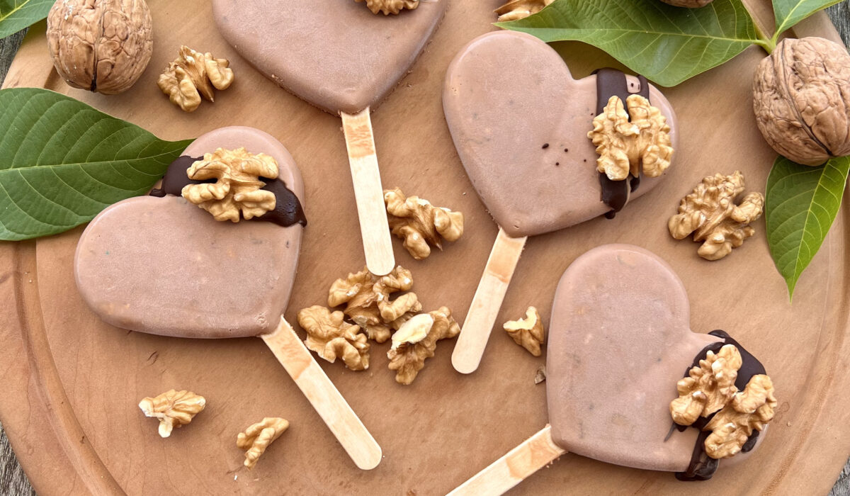 Keto lody o smaku mlecznej czekolady z orzechami włoskimi