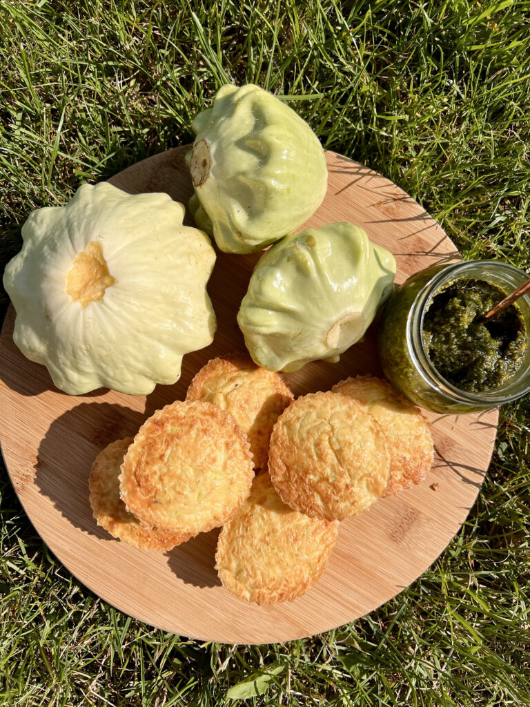 Keto babeczki z patisonem i fetą