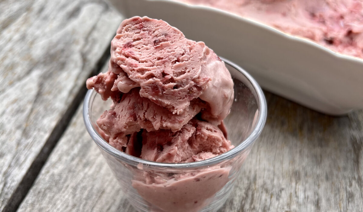 Keto lody jeżynowo - śmietankowe bez cukru