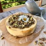 Sernik bez cukru pistacjowo-limonkowy