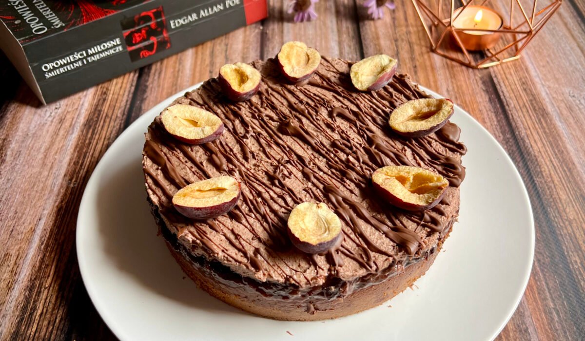 Keto tort czekoladowy z powidłami i rumem