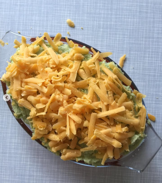 Keto zapiekanka pasterska z puree z brukselki
