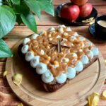 Keto ciasto jabłkowe z karmelem