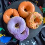 Keto donuty z malinami z piekarnika