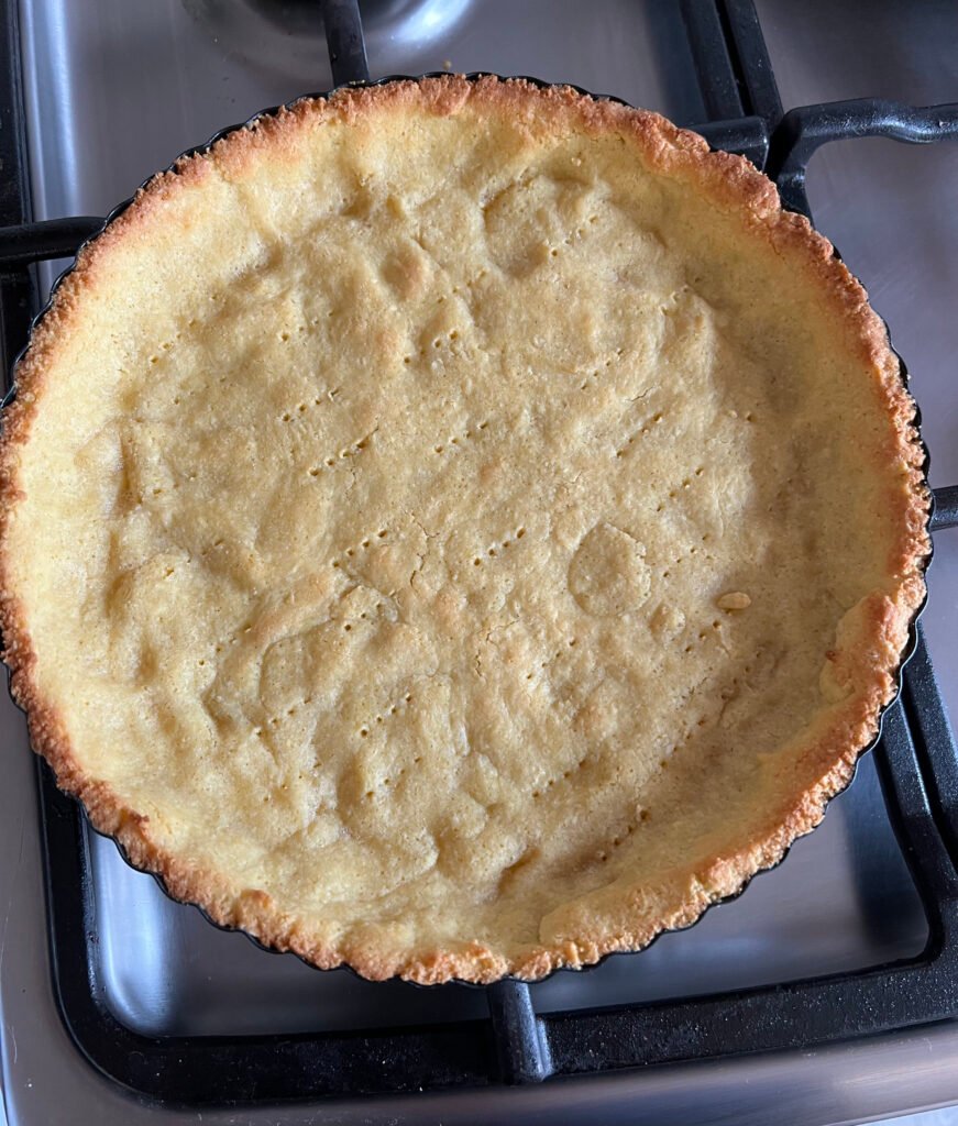 Keto tarta z jabłkami i kremem frangipane