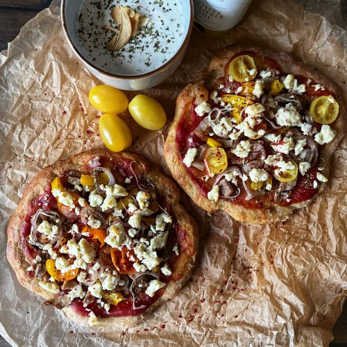 Keto pizzerinki owsiane z fetą - bezglutenowe