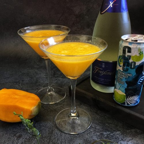 Letni koktajl z mango i kokosem