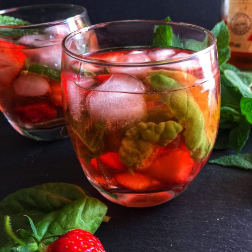 Truskawkowe mojito bez cukru, idealne na majówkę i grilla