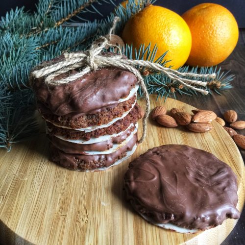 Keto pierniczki Elisenlebkuchen bez cukru i bez glutenu