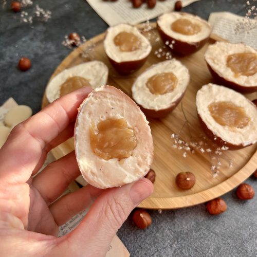 Keto jajeczka czekoladowe "Kinder Bueno" z karmelem