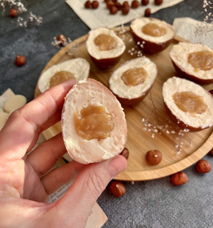 Keto jajeczka czekoladowe "Kinder Bueno" z karmelem