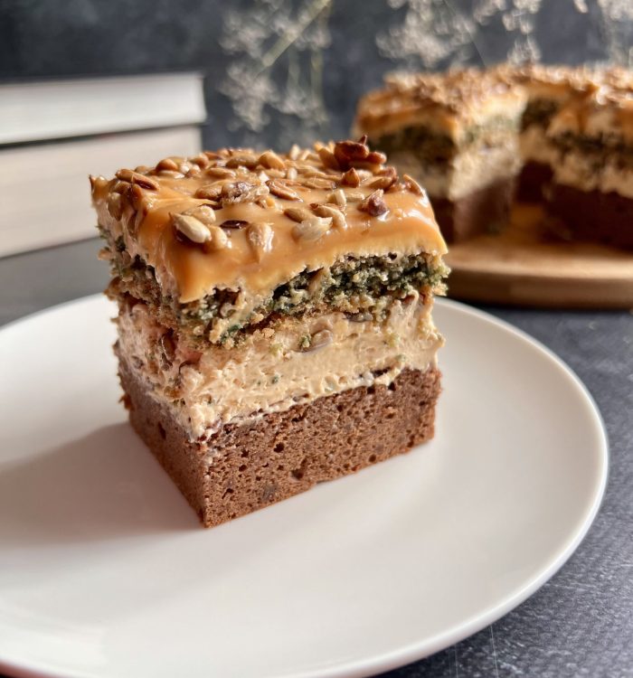 Keto ciasto słonecznikowiec - bez cukru i bez glutenu