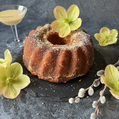 Keto babka wielkanocna "Rum Baba"